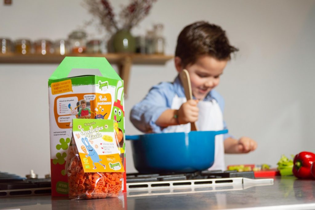 kind meer groenten laten eten spelletjes pasta spoony
