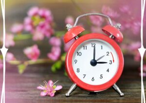 Voorbereiden zomertijd klok uur vooruit